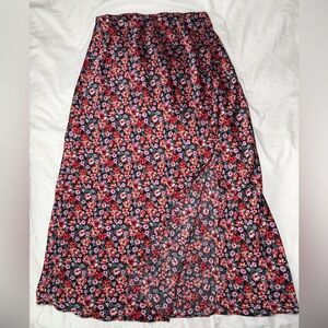 Francesca’s Floral Women's Skirt - Red and Pink